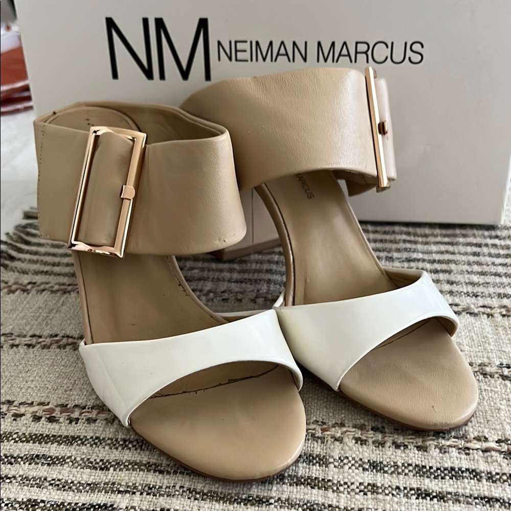 COPY - Neiman Marcus Women's Tan and White Sandals size 9